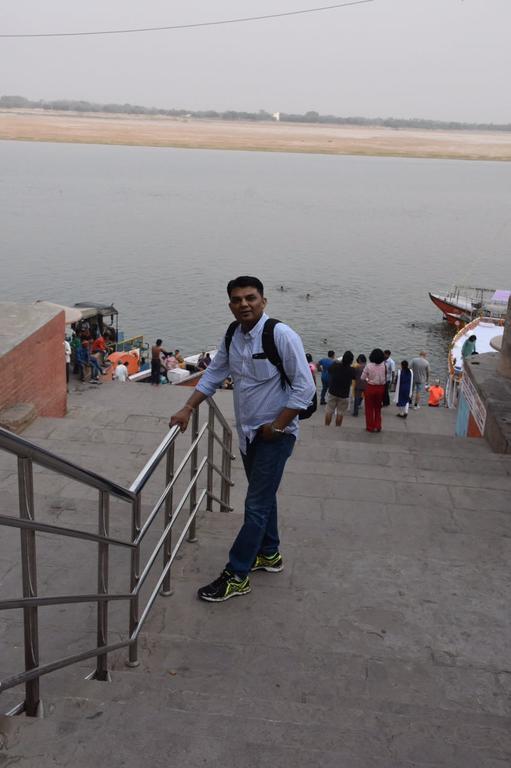 Yogi Lodge Varanasi Exteriör bild